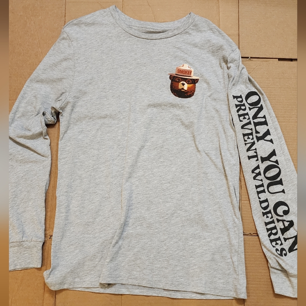 Gray Long Sleeve Shirt with Smokey Bear Print